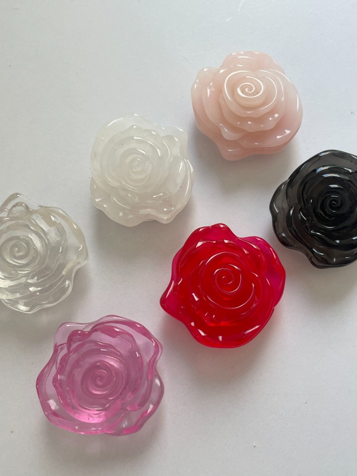 [NUE] 아크릴밀키로즈톡